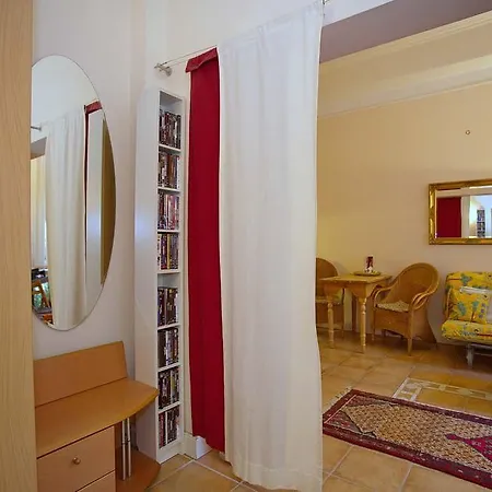 Apartment Ferienwohnung-im-aegidienhof *